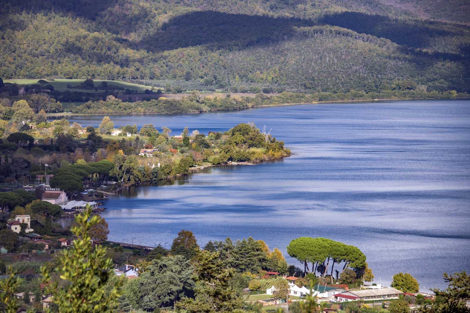 Veduta del Lago di Bracciano